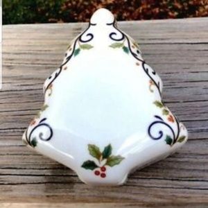 Mikasa ceramic trinket box "Holiday bloom" mint